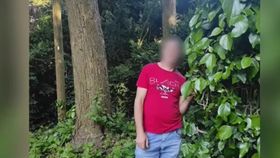 Minoră de 14 ani, abuzată de propriul vecin de Anul Nou! Autoritățile intervin abia acum, când victima ar fi însărcinată